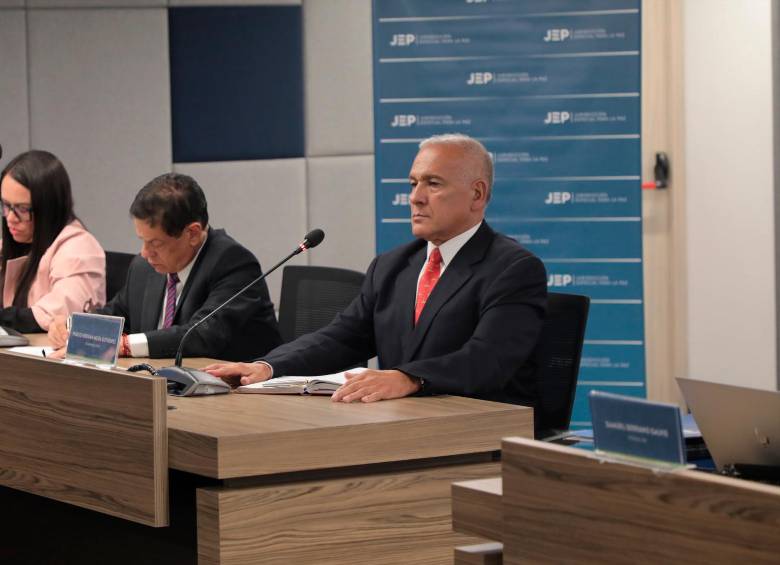 La Jurisdicción Especial para la Paz (JEP) desarrolla este histórico juicio en Valledupar y Bogotá, marcando un precedente en el sistema de justicia transicional colombiano. Foto: JEP