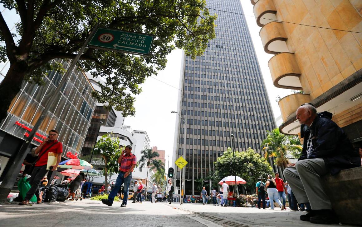 Las calles de Medellín adquieren otro sentido en las páginas de los libros