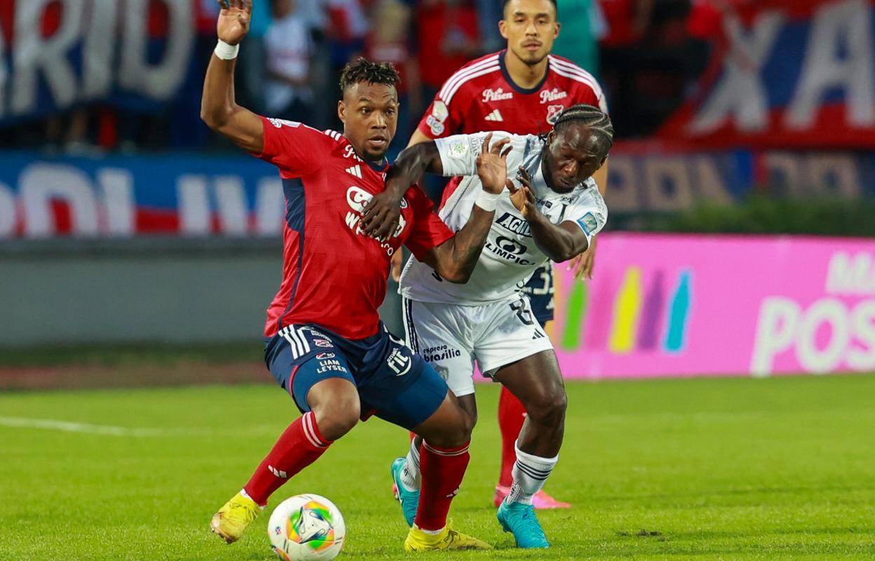Amargo debut para César Farías, el técnico venezolano inició con derrota su ciclo en el conjunto barranquillero, en el duelo por octavos de final. Foto: Manuel Saldarriaga Quintero.