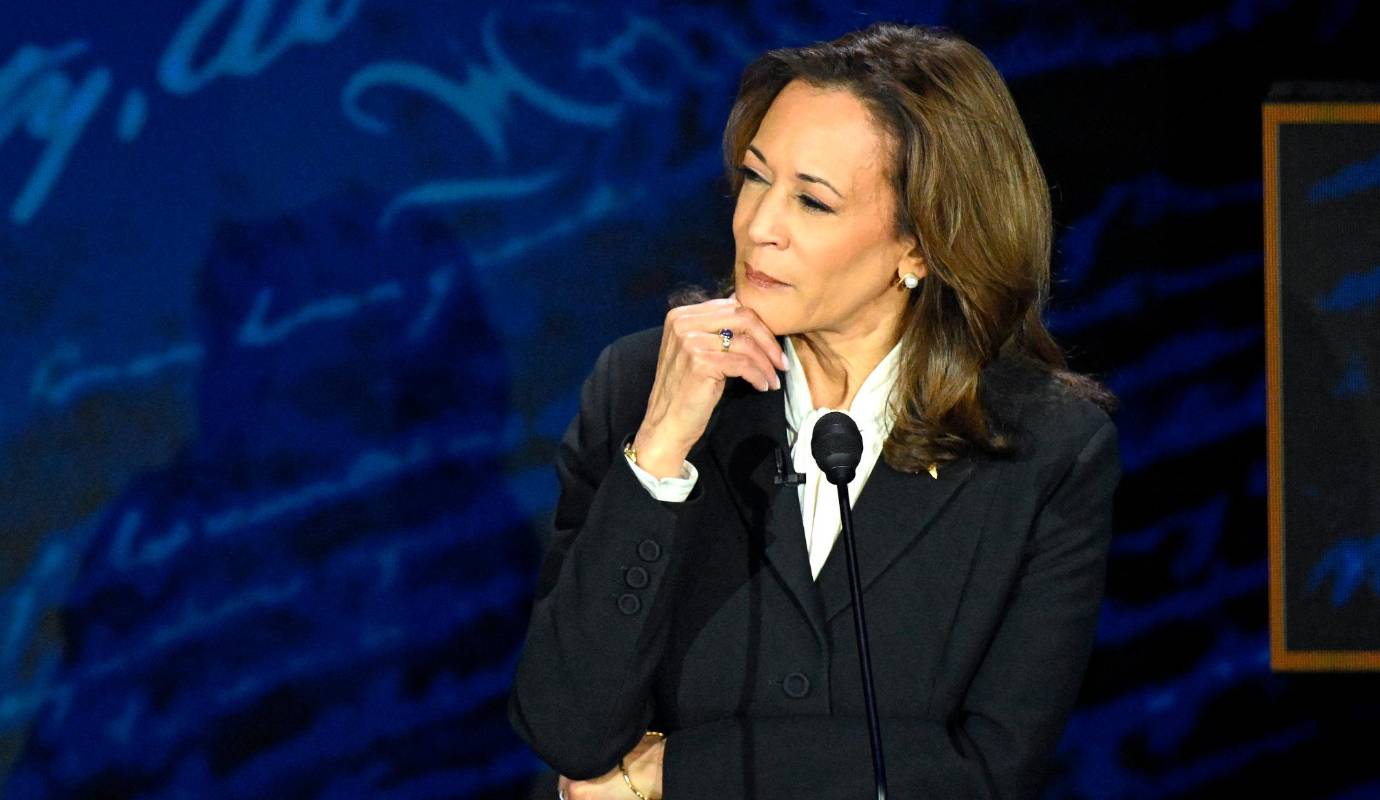 Kamala Harris cuestionó tanto la cantidad de asistentes a los mítines de Trump como la lealtad de sus seguidores. Foto: AFP