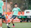 En la imagen aparece el uruguayo Pablo Ceppelini durante una de las prácticas verdolagas esta semana. FOTO NACIONAL