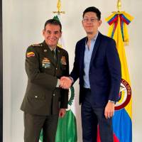 El director de la Policía Nacional, general William Salamanca, y el ministro de Educación, Daniel Rojas. FOTO CORTESÍA