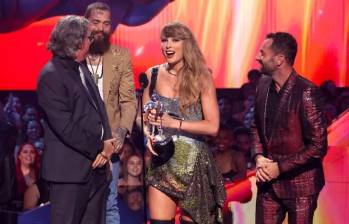 La colaboración de Swift con Post Malone en Fortnight se llevó el premio a Vídeo del Año. FOTO GETTY