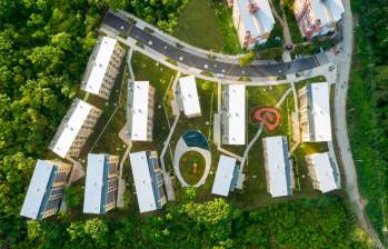El proyecto Jardines Comfama etapa Curazaos, en Apartadó, cuenta con 8,7m2 de espacio público verde de calidad por habitante. FOTOS: Cortesía.