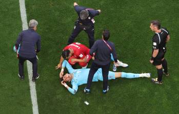 El arquero iraní fue sustituido al minuto 19 por una conmoción cerebral. FOTO: CORTESÍA