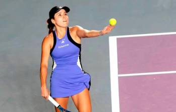 La tenista colombiana María Camila Osorio logró avanzar, por primera vez en su carrera, hasta las semifinales de un torneo WTA 500. FOTO: AFP 