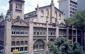 El Teatro Junín, se ubicaba donde hoy queda el Edificio Coltejer. Foto: El Colombiano (Archivo El Colombiano - Digitalizada)