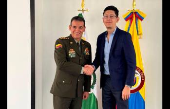 El director de la Policía Nacional, general William Salamanca, y el ministro de Educación, Daniel Rojas. FOTO CORTESÍA
