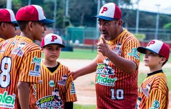 Ambassadors ha disputado torneos internacionales en lugares como Miami, México, Cartagena y Valle del Cauca. En el diamante Luis Alberto Villegas de Medellín exhibe todo su potencial. FOTO Jaime Pérez