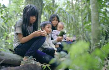 Imágenes de los niños actores que representaron a los niños reales en este documental. FOTO Cortesía Prime Video
