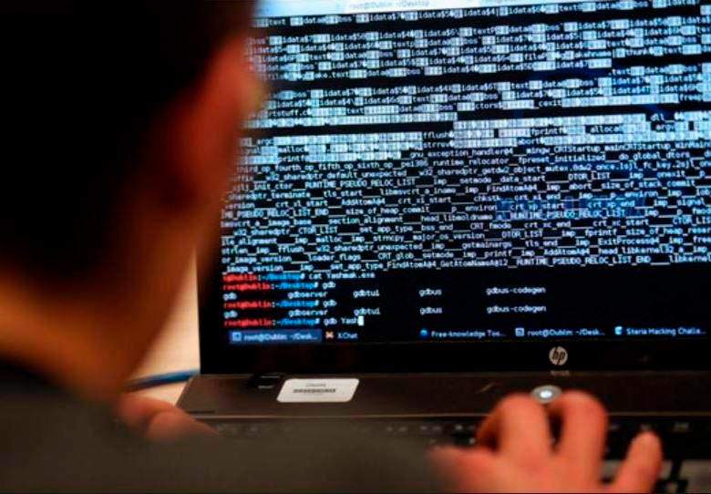 Por este caso, la Fiscalía de Colombia investiga la suouesta compra ilegal del software Pegasus. FOTO AFP
