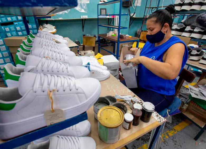 Microempresas gozarán de una reducción en el impuesto de renta de 8 puntos porcentuales de manera inmediata. FOTO EL COLOMBIANO. 