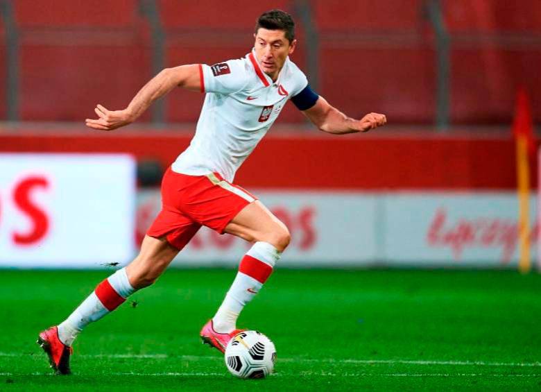 Robert Lewandowski espera aportarle toda su experiencia a su Selección. FOTO: GETTY