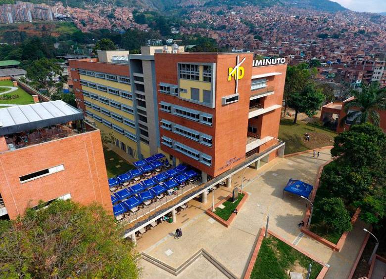Su oferta académica incluye programas técnicos laborales, pregrados, especializaciones y maestrías. FOTO: CORTESÍA