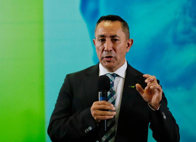 Presidente de Ecopetrol también dijo que es falso que no hubiese combustible para las aerolíneas. FOTO coloprensa
