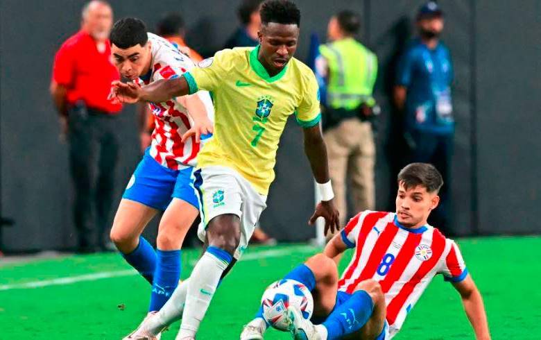 Brasil fue derrotado por Paraguay en la última fecha eliminatoria. FOTO AFP