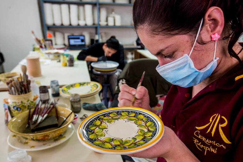 La cerámica se convirtió en una forma de identidad, de sustento y de orgullo carmelitano. FOTO Jaime Pérez