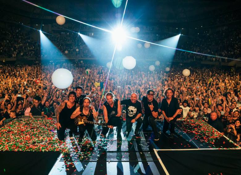 El emblemático grupo de pop rock dijo que lleva tres décadas defendiendo los derechos de los latinos en el mundo. FOTO: TOMADA DE TWITTER