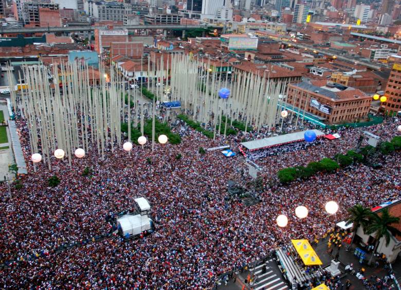 El 18 de octubre de Imagen del show de 2005 de Juanes en la calle San Juan. FOTO Archivo EC