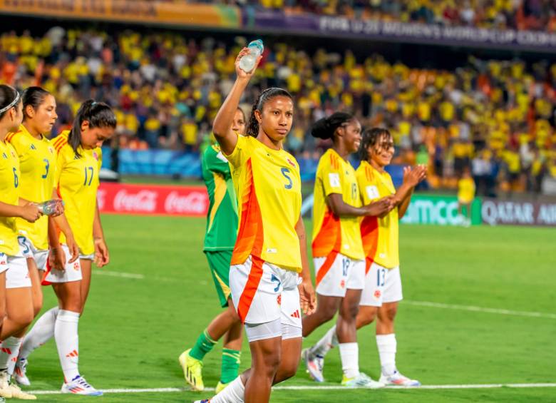 Ellas cargan con la ilusión de todo un país, que hace fuerza para que el título del Mundial Sub-20 se quede en casa. FOTO jUAN aNTONIO Sánchez 