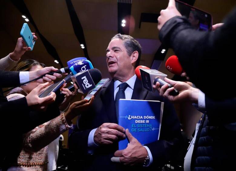 El exvicepresidente dijo no saber “en qué condiciones se va a surtir el proceso democrático en el año 2026”. FOTO: COLPRENSA
