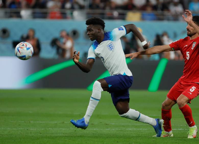 Bukayo Saka, de 21 años, es de momento, junto a Ener valencia, goleador del Mundial de Qatar, gracias a los dos tantos que consiguió frente a Irán. FOTO: EFE