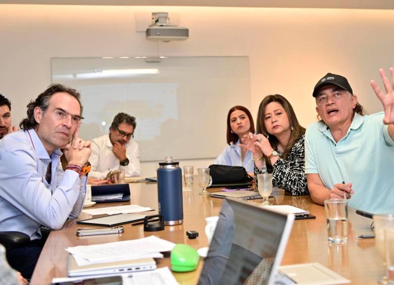 Bolívar manifestó tras el encuentro, que es posible dejar de lado las ideologías para trabajar en beneficio de los más vulnerables. FOTO: CORTESÍA